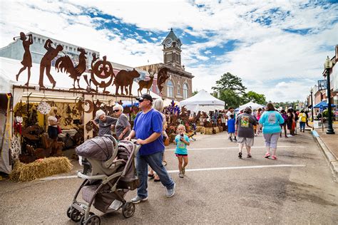 Prairie Arts Festival .